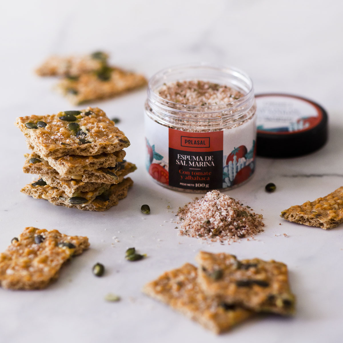 Receta espuma tomate y albahaca galletitas saladas